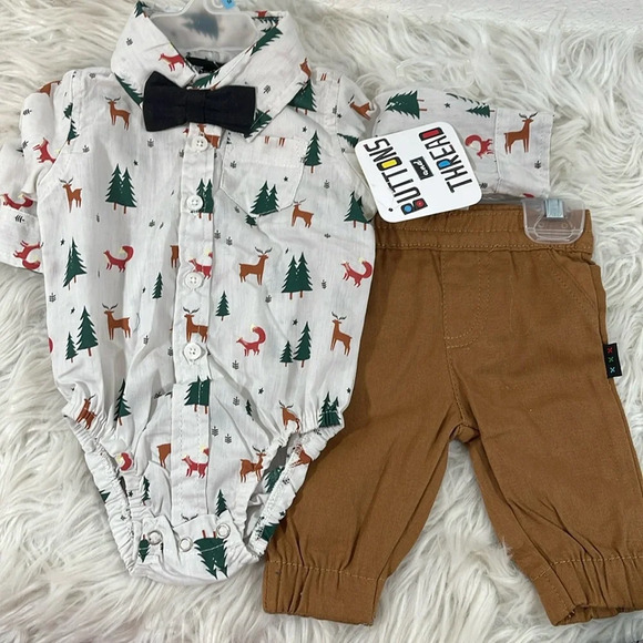 BUTTONS AND THREAD 2 Piece Set Onesie & Bottoms Size 0-3 Months NEW - Picture 1 of 8